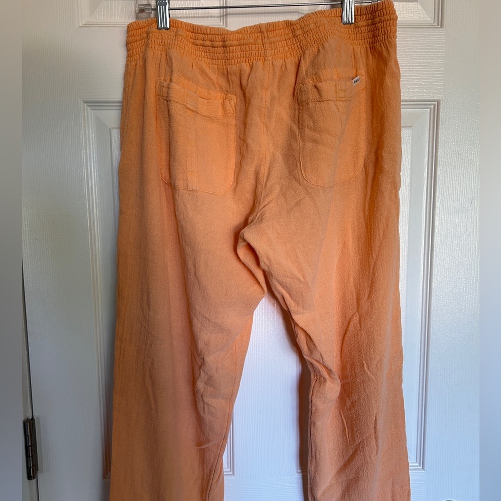 Ripcurl Bundle: Romper (Size L) With Peach Linen … - image 2